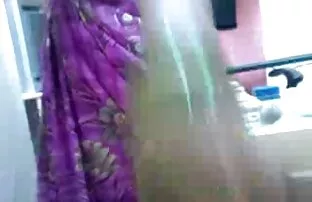 XXX -オイルサラジェシーと大きなペニスとセックスをしている エロ 動画 女の子 向け