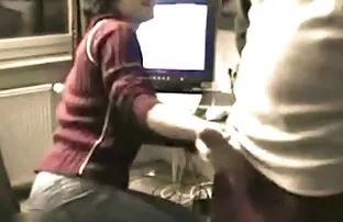 XXX ヴァネッサベラクルス胸ラティーナ大きな擦りおっぱい彼女と指彼女の膣。 可愛い 子 の エロ 動画