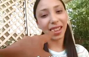 XXX 角質マッサージ師吸いクライアント 可愛い 女の子 の セックス 動画